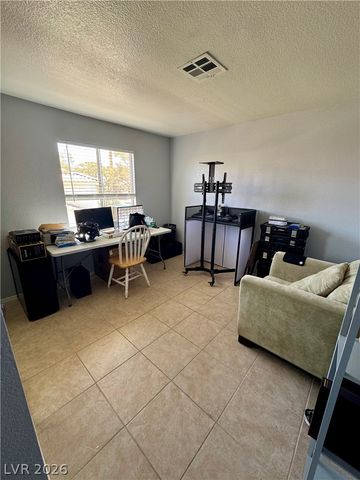 7928 Diamond Rock Way 201, Las Vegas, NV 89128