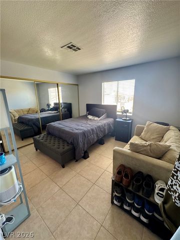 7928 Diamond Rock Way 201, Las Vegas, NV 89128