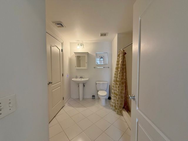 614 Pond St. 131, Braintree, MA 02184