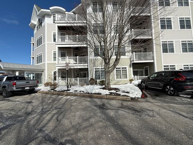 614 Pond St. 131, Braintree, MA 02184