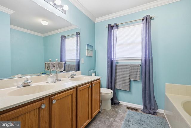 14 CORBIT SHARP DR, Townsend, DE 19734