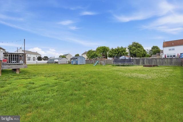 14 CORBIT SHARP DR, Townsend, DE 19734