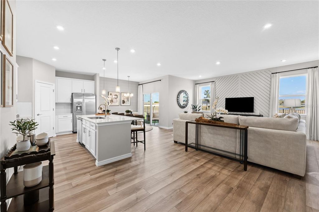 Image 14 of property listing at 6714 WINTERBERRY DRIVE, Lake Hamilton, FL 33851