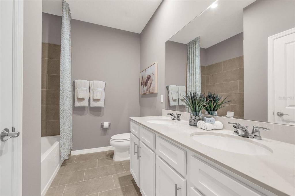 Image 32 of property listing at 6714 WINTERBERRY DRIVE, Lake Hamilton, FL 33851