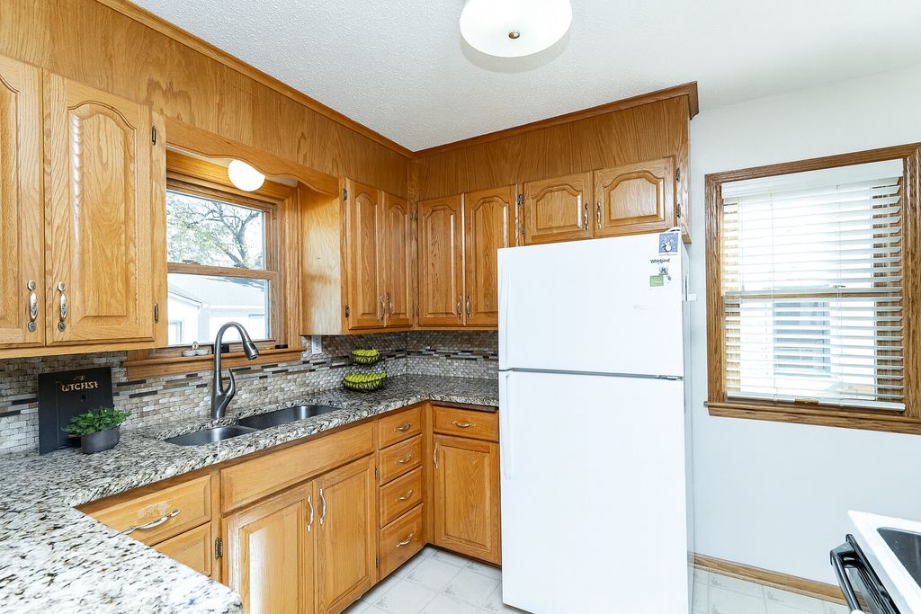 819 12th Street NW, Rochester, MN 55901 — photo 5