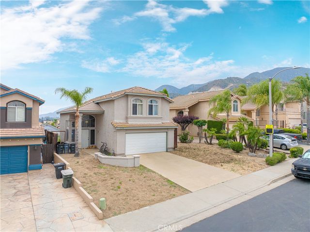 33130 Shoreline, Lake Elsinore, CA 92530