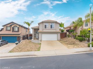 33130 Shoreline, Lake Elsinore, CA 92530