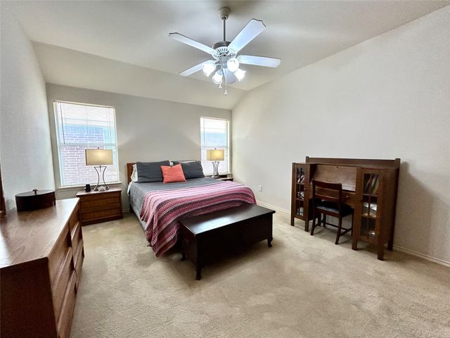 8853 STIRRUP Way, Fort Worth, TX 76244