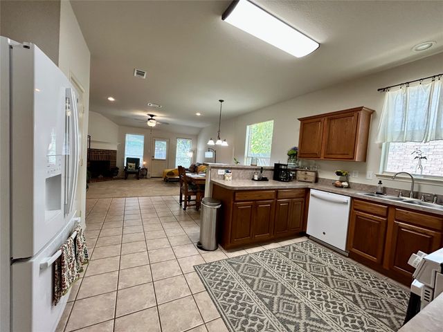 8853 STIRRUP Way, Fort Worth, TX 76244