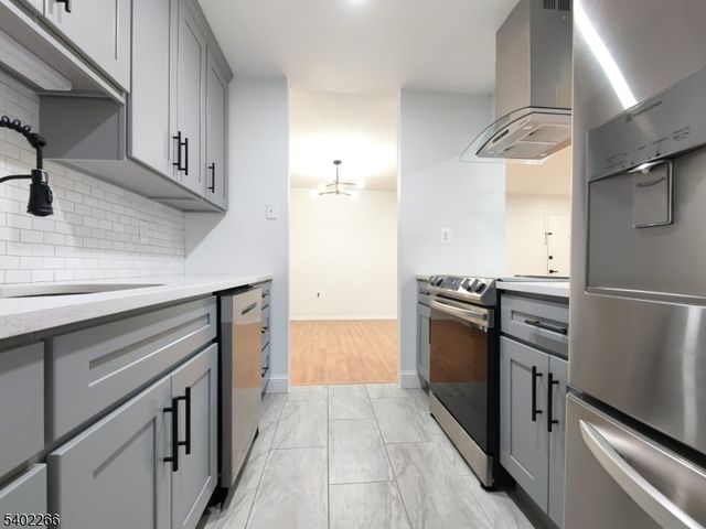 666 Mill St, Belleville Twp., NJ 07109