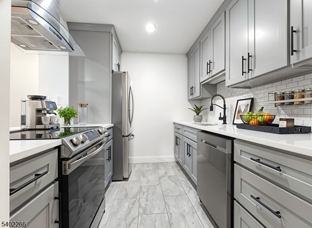 666 Mill St, Belleville Twp., NJ 07109