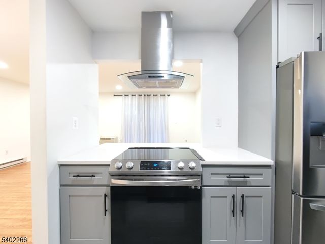 666 Mill St, Belleville Twp., NJ 07109