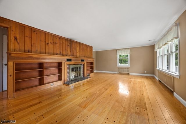 44 Hughes Ln, Watchung Boro, NJ 07069