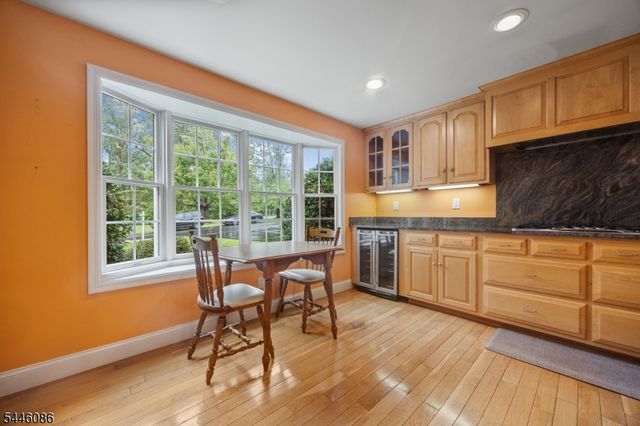 44 Hughes Ln, Watchung Boro, NJ 07069