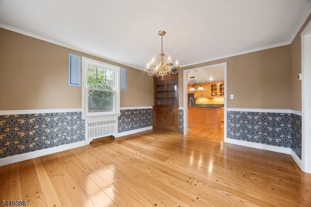 44 Hughes Ln, Watchung Boro, NJ 07069