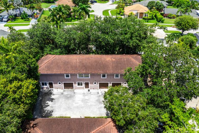 13789 YARMOUTH Drive 13793, Wellington, FL 33414