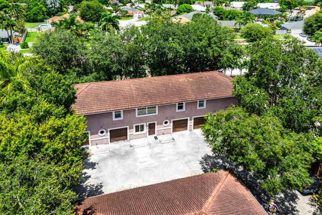 13789 YARMOUTH Drive 13793, Wellington, FL 33414