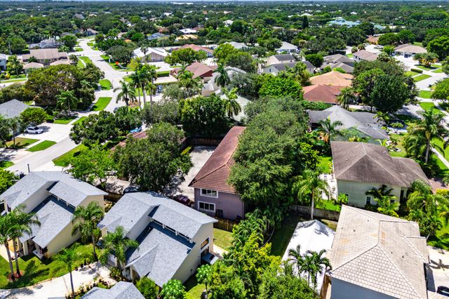 13789 YARMOUTH Drive 13793, Wellington, FL 33414