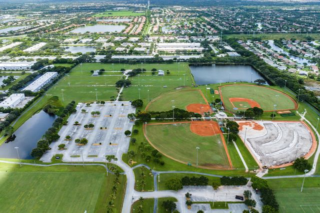 13789 YARMOUTH Drive 13793, Wellington, FL 33414