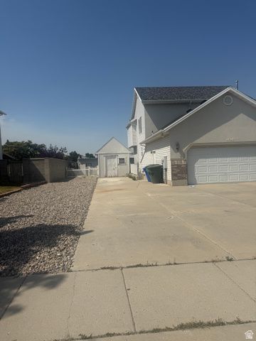 4698 W COLANDER DR, West Jordan, UT 84088