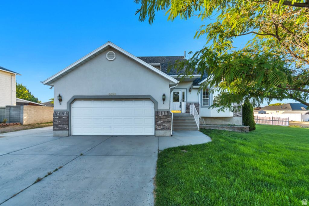 4698 W COLANDER DR, West Jordan, UT 84088