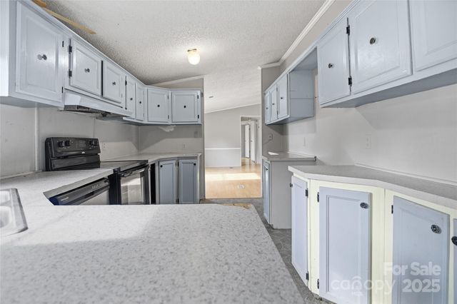 218 Arizona Place NW, Concord, NC 28027