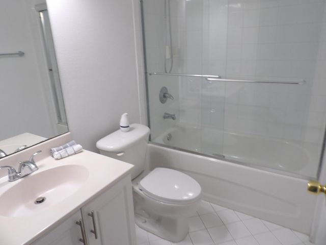 3800 N Jog Road 201, West Palm Beach, FL 33411