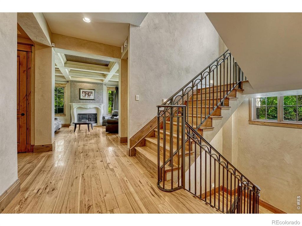 Image 12 of property listing at 4320 E Linden Circle, Greenwood Village, CO 80121
