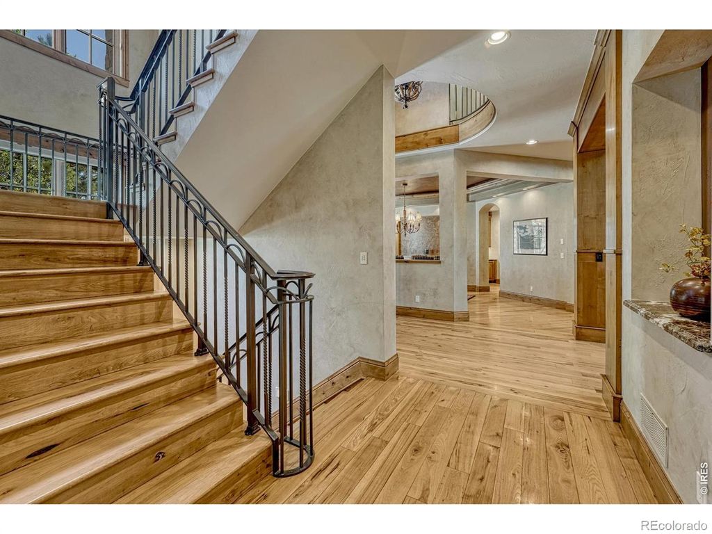 Image 16 of property listing at 4320 E Linden Circle, Greenwood Village, CO 80121