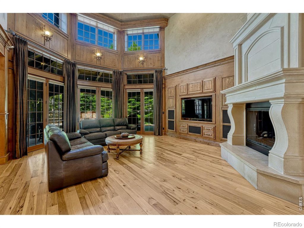 Image 5 of property listing at 4320 E Linden Circle, Greenwood Village, CO 80121