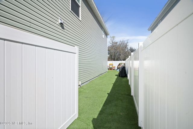 45156 RED BRICK Drive, Callahan, FL 32011