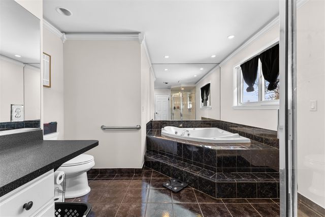 39340 Hamon Street, Harrison Twp, MI 48045