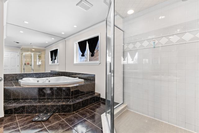 39340 Hamon Street, Harrison Twp, MI 48045