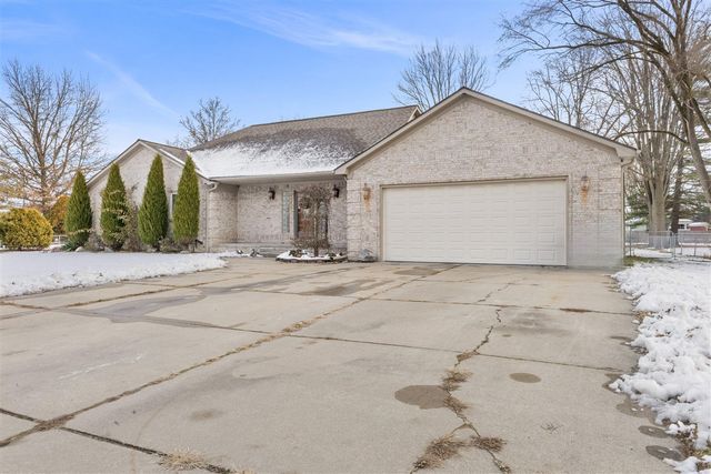 39340 Hamon Street, Harrison Twp, MI 48045