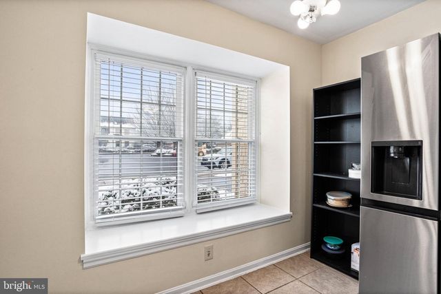 207 CRESCENT DR, Hershey, PA 17033