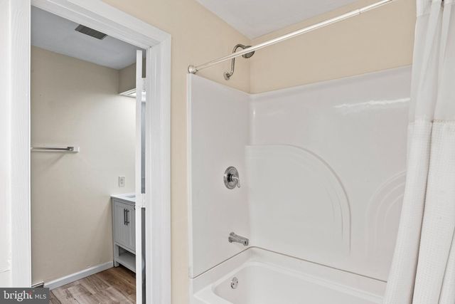 207 CRESCENT DR, Hershey, PA 17033