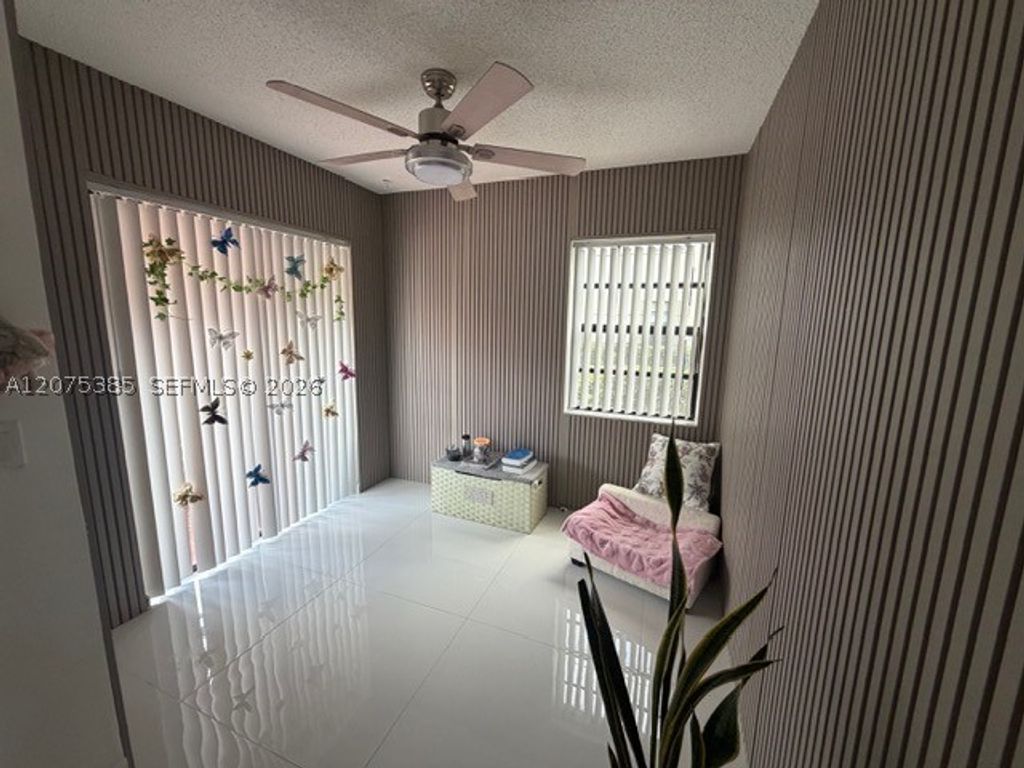 201 Freedom Ct 201, Deerfield Beach, FL 33442