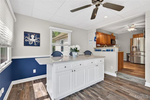671 Meramec Station Road, Manchester, MO 63021