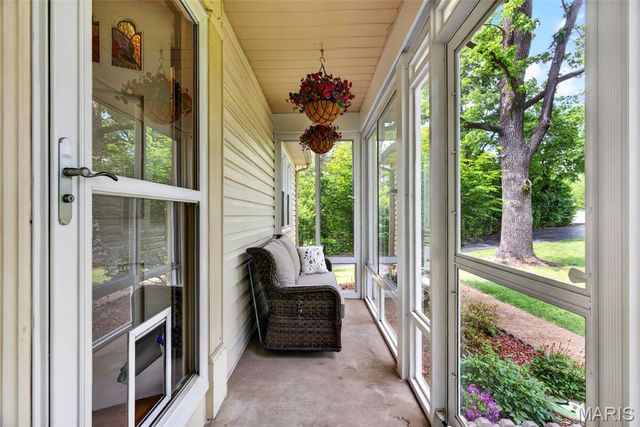 671 Meramec Station Road, Manchester, MO 63021