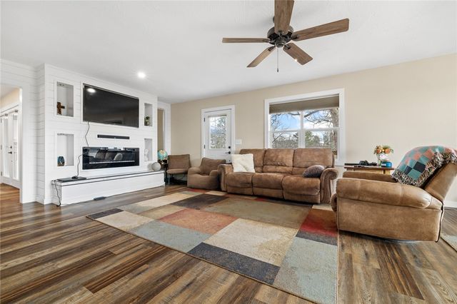 3610 Ridgedale Road, Ridgedale, MO 65739