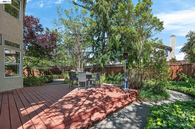 912 Loyola Way, Livermore, CA 94550