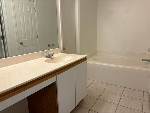 1776 Vista Lake Circle, Melbourne, FL 32904