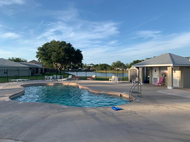 1776 Vista Lake Circle, Melbourne, FL 32904