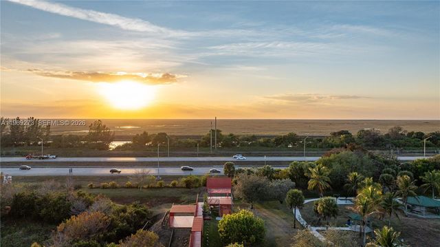 10930 Periwinkle Ln, Tamarac, FL 33321