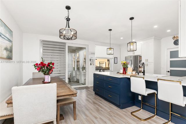 10930 Periwinkle Ln, Tamarac, FL 33321