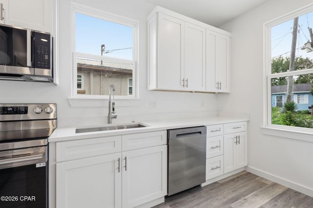 848 E 12th Court, Panama City, FL 32401