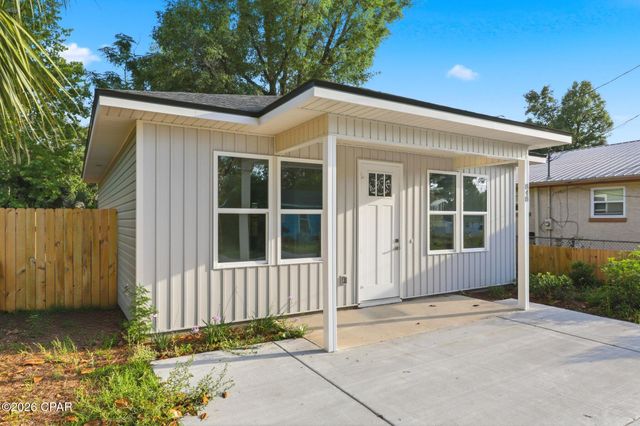 848 E 12th Court, Panama City, FL 32401