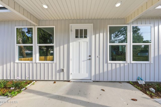 848 E 12th Court, Panama City, FL 32401