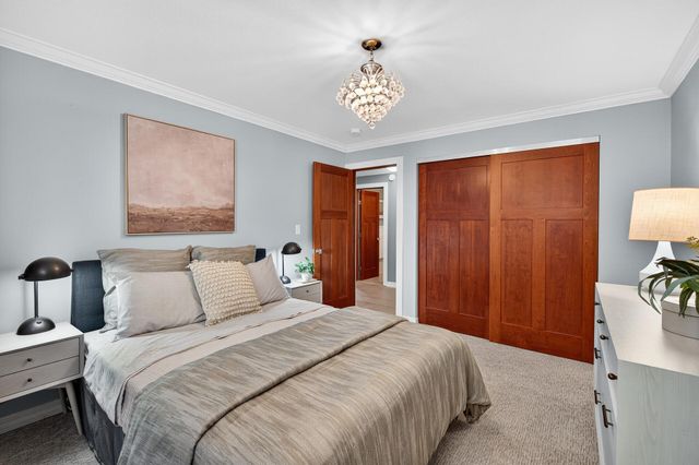 2700 W 44th Street 104, Minneapolis, MN 55410