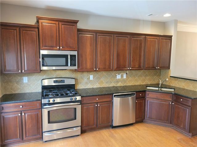 831 Commonwealth Avenue SE, Atlanta, GA 30312